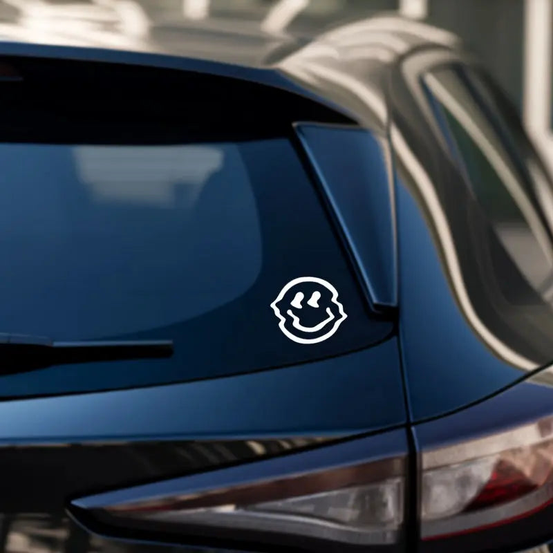 Eriyen Gülen Yüz Sticker Araba Çıkartması - Sticker Master Sticker Master